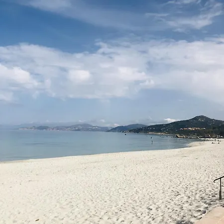 Appartement Neuf Confortable LʼÎle-Rousse