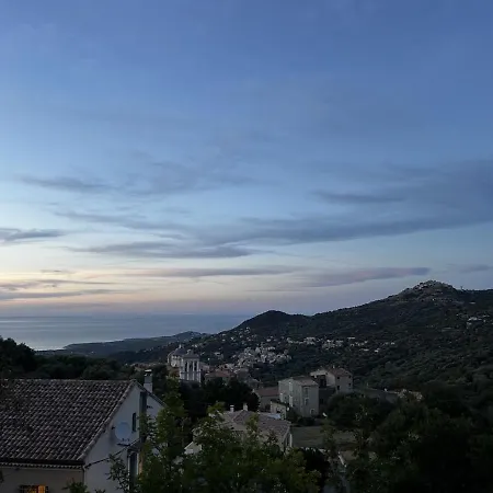 Neuf Confortable * L'Ile-Rousse (Corsica)