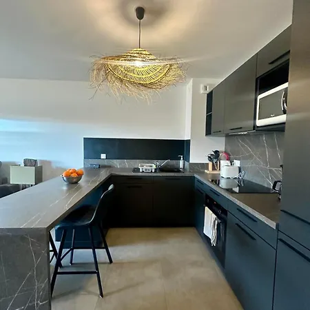 Appartement Neuf Confortable *